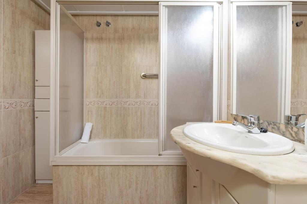 Apartup Patacona Beach I Valencia Exteriör bild
