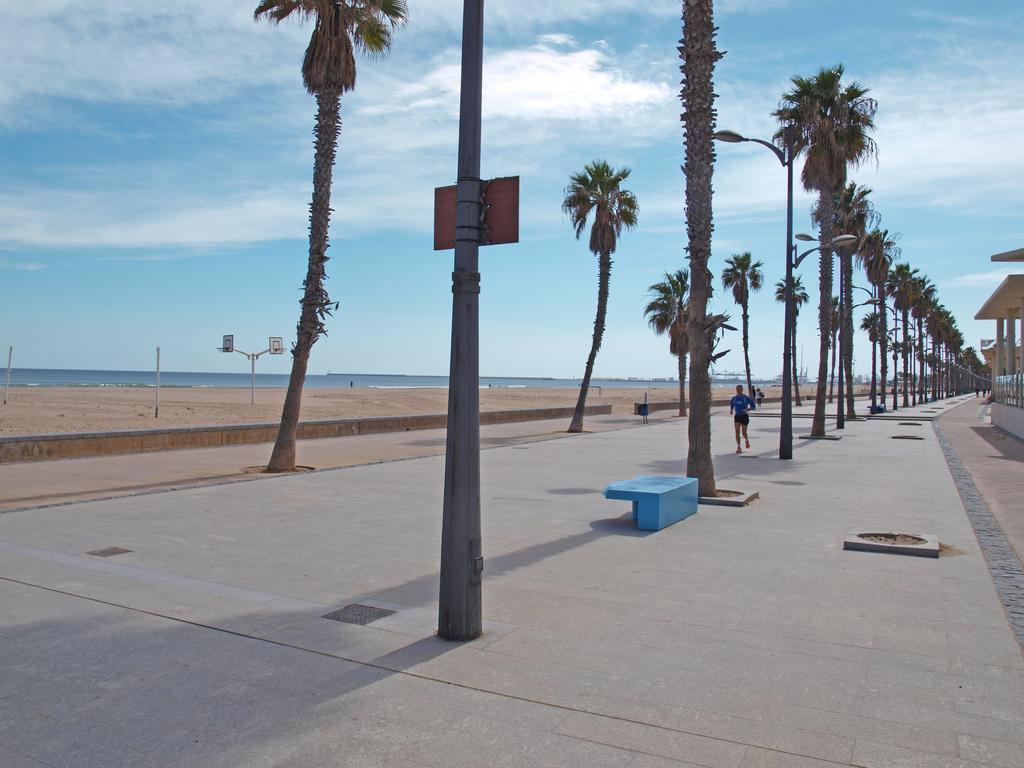 Apartup Patacona Beach I Valencia Exteriör bild